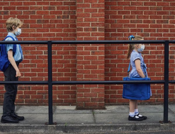 Rendhagyó tanévkezdés: 1,2 millió diák kezdi meg tanulmányait