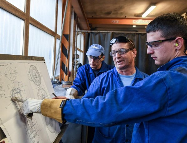 Egymillióan kaphattak állami támogatást a koronavírus-járvány miatt