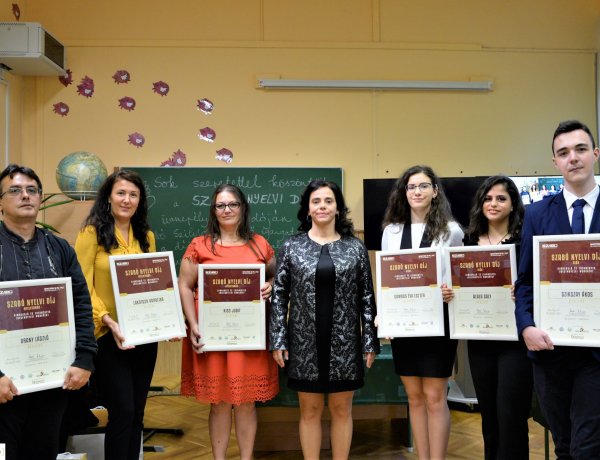 Online nyelvtanulás – Átadták a Szabó Nyelvi Díjakat           