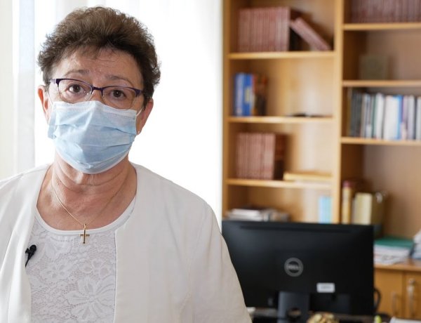 Országos tisztifőorvos: most nagyobb a fiatalok felelőssége 