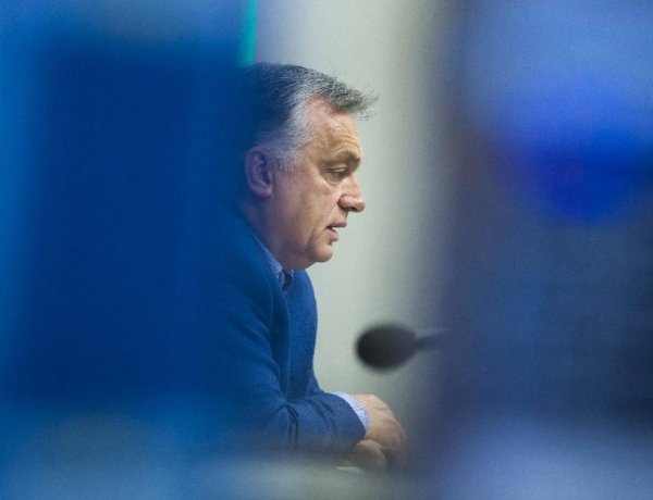 Orbán Viktor: állig felfegyverkezve várjuk a vírus második hullámát