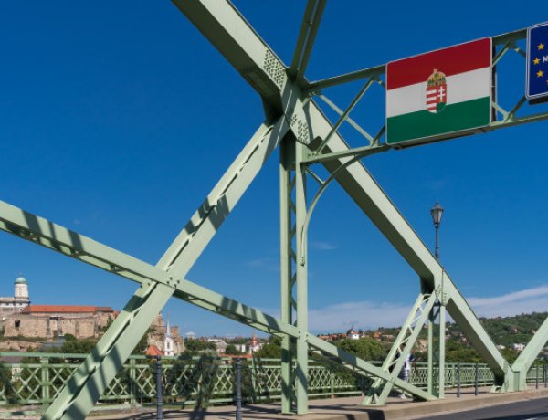 A kormány pénteki ülésén áttekintette a járványügyi helyzetet