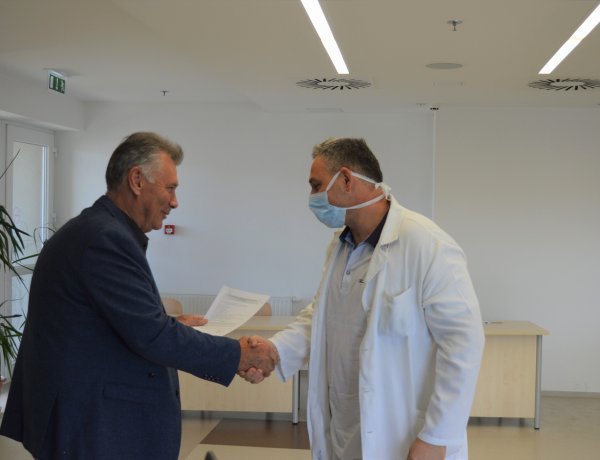 Átadták az osztályvezető főorvosi, ápolói kinevezéseket     