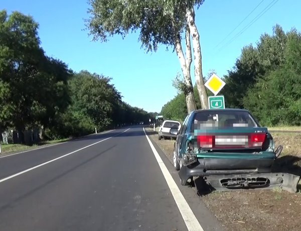 Hármas karambol történt szerda reggel Nyírpazony és Kőlapos között a főúton