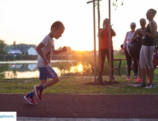 Csillagfutás - Jótékonyt célt szolgált a sportesemény a Bujtosi Városligetben