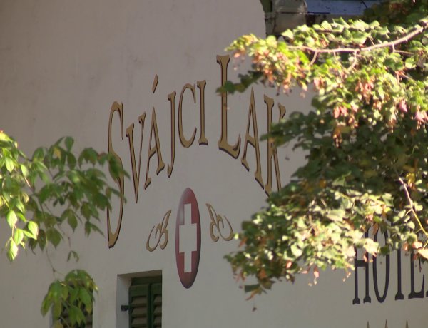 Megújul a Svájci Lak – 80 millió forintos felújítás zajlik a sóstói panzióban 