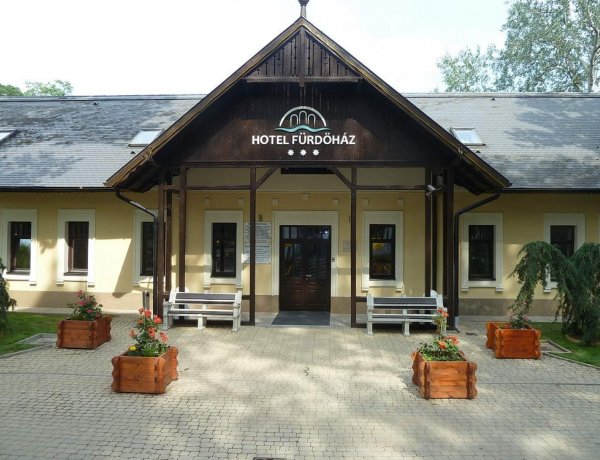 Október 1-jétől szünetel a Júlia Fürdő gyógyászati tevékenysége és bezár a sóstói Fürdőház