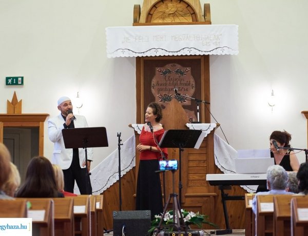A lélek hangjai -Vallásközi koncertet tartottak Sóstón a Millenniumi Református Templomban