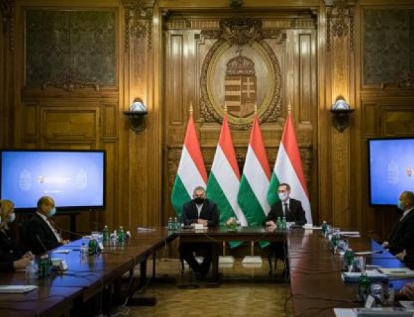Orbán Viktor: hat hónappal meghosszabbítja a kormány a hitelmoratóriumot
