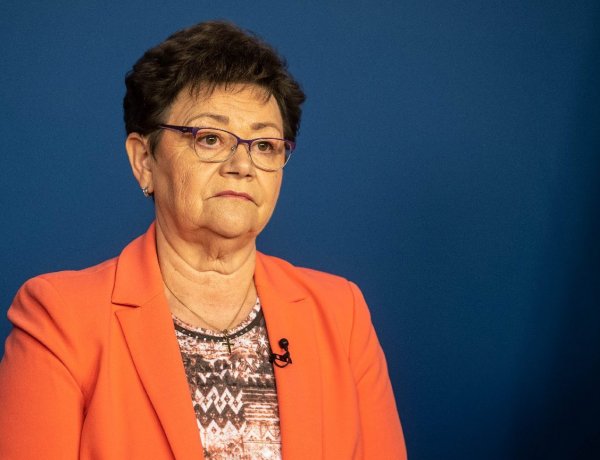 Emelkedő ágban vagyunk, mégis indokolt volt 10 napra csökkenteni a karanténidőt