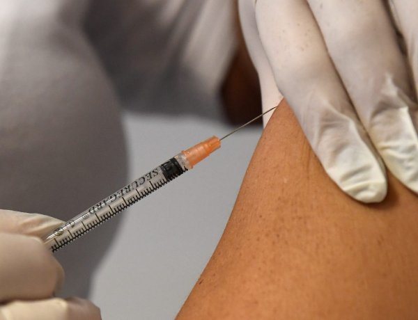 Kifejezetten ajánlott az influenza elleni védőoltás!            