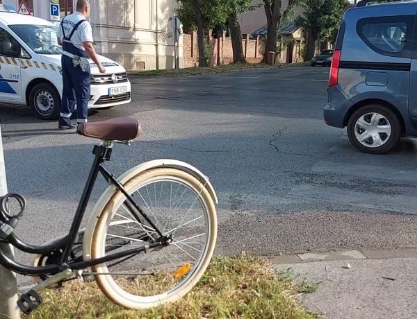 Iskolába tartott – Középiskolás lányt gázoltak el kerékpározás közben