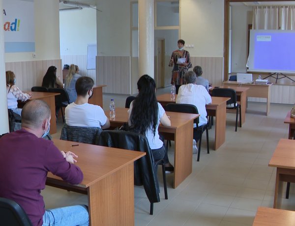 Lezárult két képzés – Összesen negyvenen vették át oklevelüket