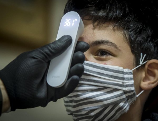 Klebelsberg Központ: minden intézmény felkészült a csütörtöktől kötelező lázmérésre