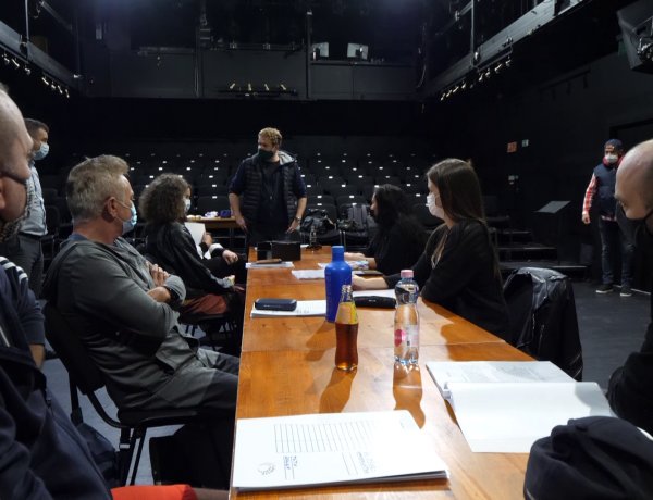 Október végi bemutatóra készülnek Olt Tamás vezetésével a Móricz Zsigmond Színházban