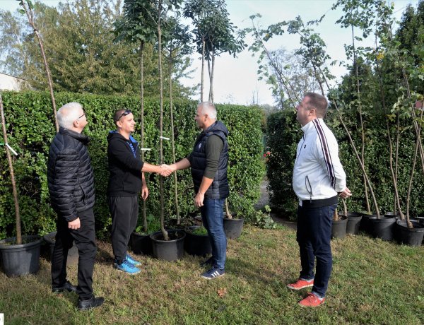 Ültess egy fát a holnapért!  - Szombaton kezdődött meg a növények átadása
