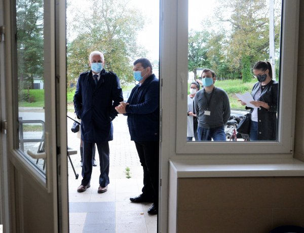 Megújult a Fenyő utcai orvosi rendelő és a védőnői szolgálat épülete