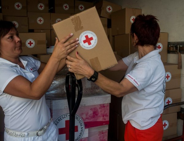 Légy önkéntes a Magyar Vöröskeresztnél, segítsd a mentők munkáját!