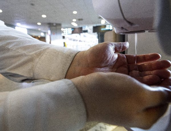 Akár 28 napig is fertőzhet a koronavírus                     