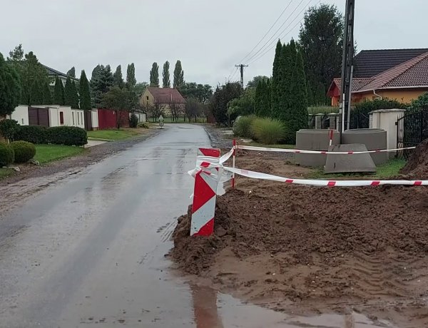 Közmű-kiépítési munkálatok miatt útszűkületre kell számítani a Kertvárosban