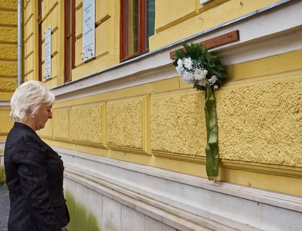 Krúdy Gyulára emlékezünk – A programok elmaradtak, de a tiszteletadás nem