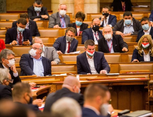 Több mint 750 ezer embernek segíthet a hitelmoratórium meghosszabbítása