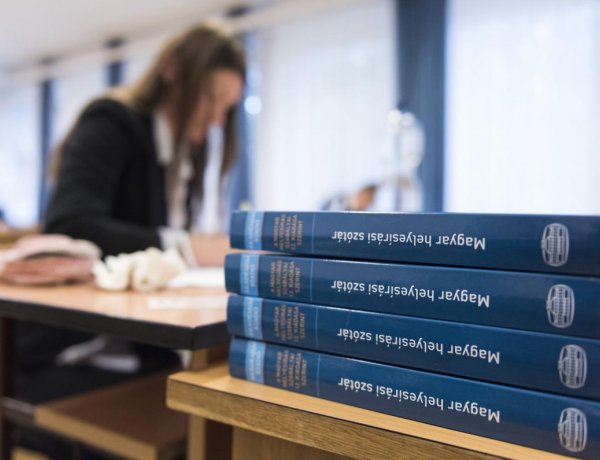 Őszi érettségi – Történelemből és francia nyelvből vizsgáznak a diákok