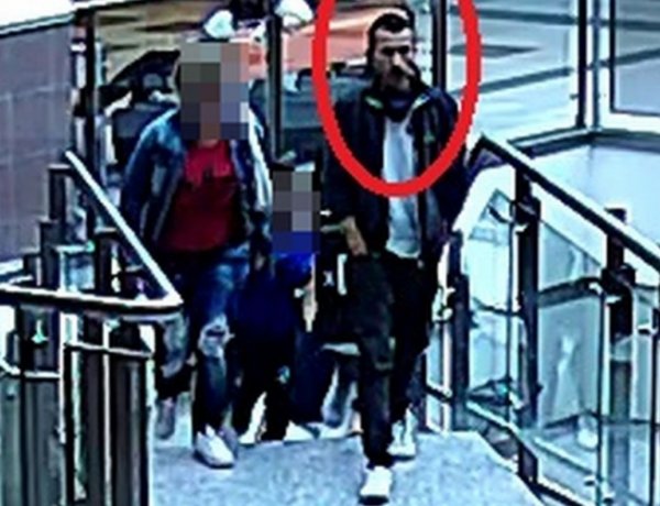 Telefont lopott Nyíregyházán – A rendőrök az állampolgárok segítségét kérik