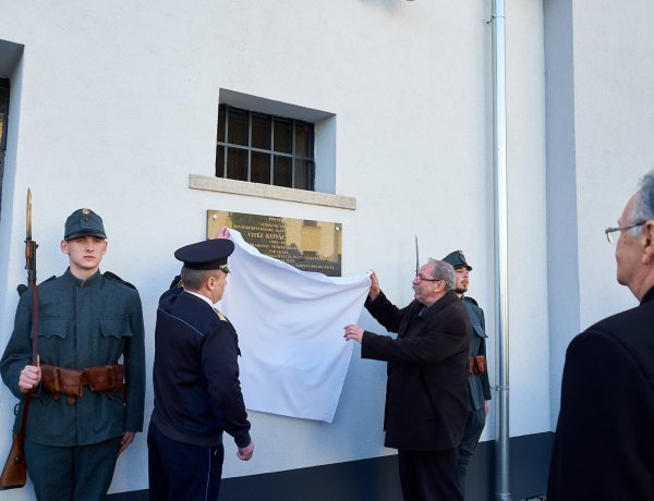 A tanácsköztársaság helyi áldozata, vitéz Kovács István emlékére avattak emléktáblát