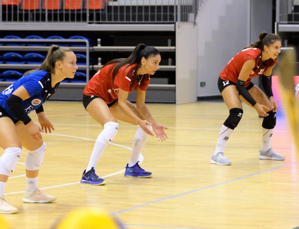 Rangadóhoz méltó találkozó - Nagy csata a női röplabda Extraligában 