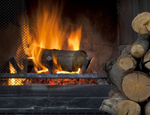 A rossz kályhák összességében károsabbak az erőműveknél – Magunkat fullasztjuk meg?