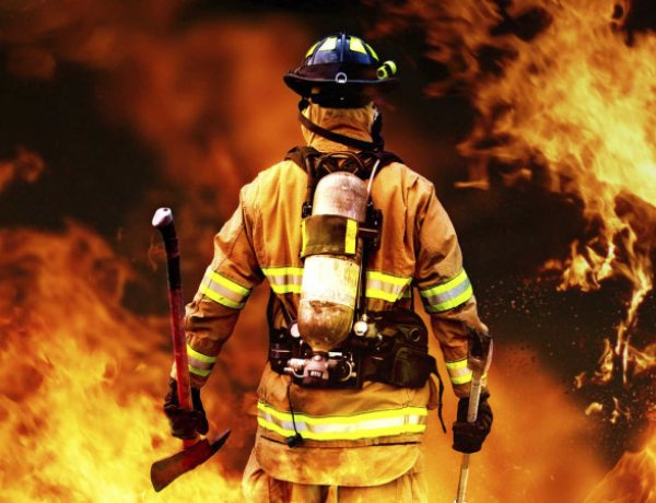 Nagyhalászi melléképület égett teljes terjedelmében hétfő délután