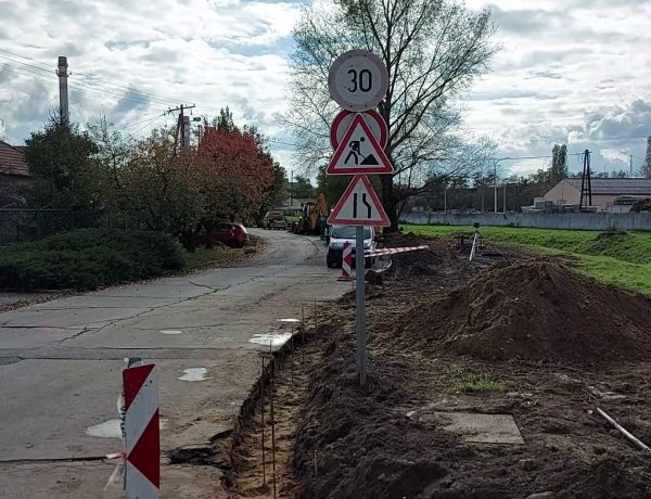 Megkezdődött a Simonyi Óbester utca felújítása, forgalomkorlátozásra kell számítani 