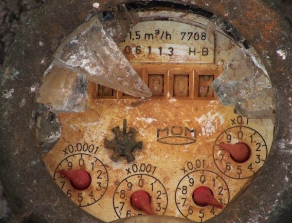 Téliesítsük a vízórákat – Fagykár esetén 21 ezer forintot fizet a felhasználó