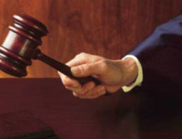 Füves cigivel elkábította, majd kifosztotta - öt évet is kaphat