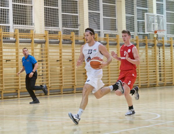 Négyből négy a mérleg - A Szolnok ellen is nyert a Sunshine NYÍKSE