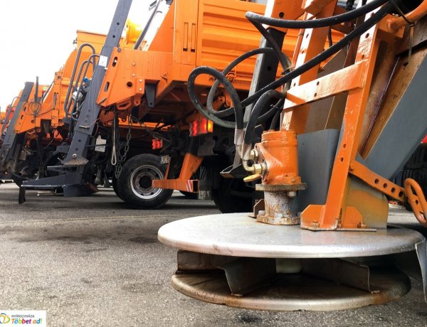 Téli felkészültség – Harmincöt géppel várja a hóesést a NYÍRVV