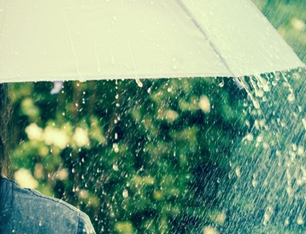 Ma mindenképp legyen nálunk esernyő, erősen felhős, borult lesz az ég, többfelé eshet 