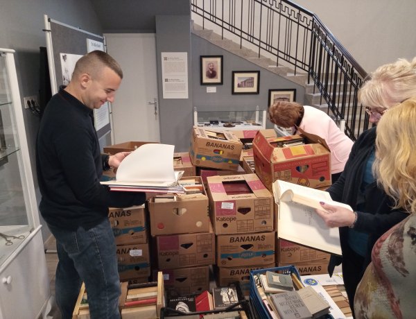 Igazi ritkaságok - Könyvadomány érkezett a Kállay Gyűjteménybe