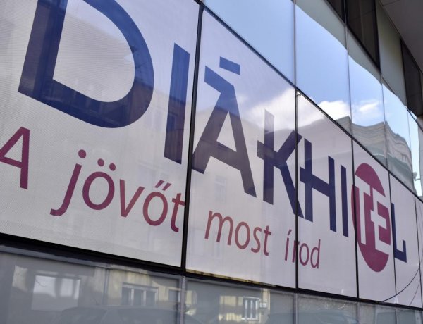 Már 33 ezer diáknak segít a járvány miatt könnyített diákhitel