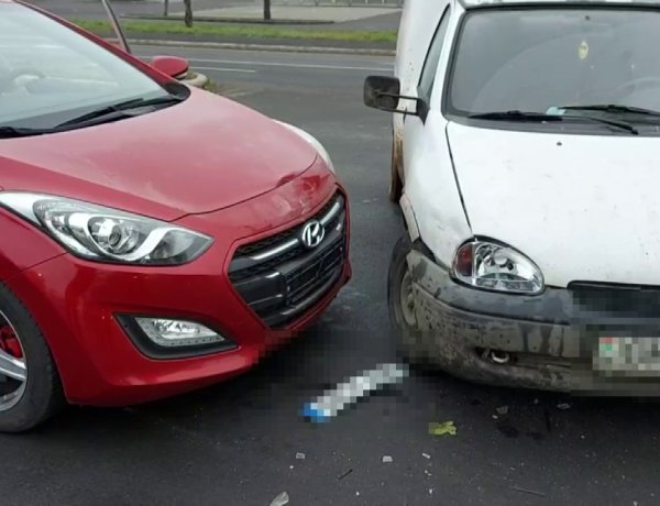  A már megszokott helyen ütközött össze két autó a Törzs utcánál