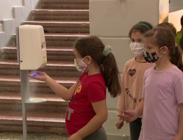 COVID-19 – Rendkívüli szünetek és digitális tanrend         