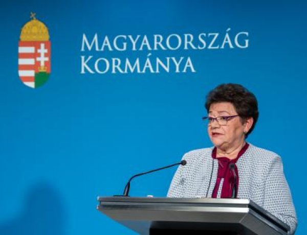 Országos tisztifőorvos: a jól karbantartott betegséggel csökkenthető a kockázat
