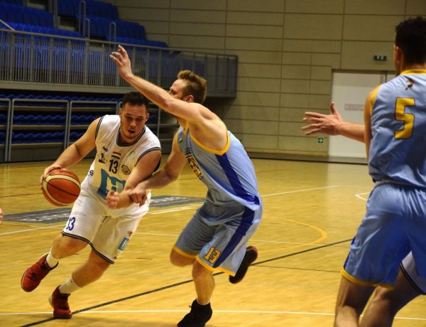 Továbbra is veretlenek - Hazai pályán nyert a Hübner Nyíregyháza BS