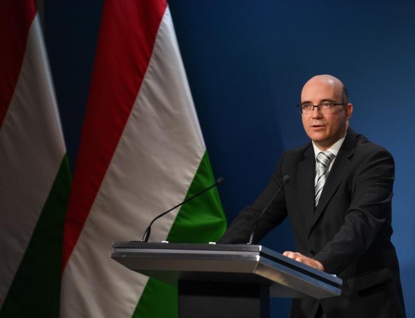 Maruzsa: az iskolák működésének fenntartása a cél             