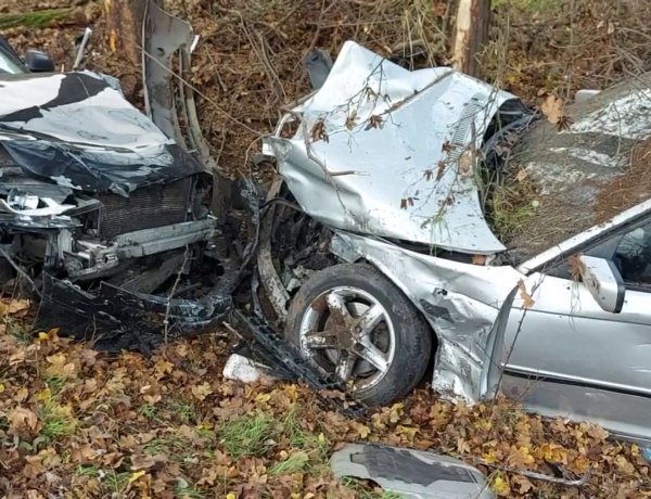 Összeütközött majd árokba csapódott két jármű Besenyőd és Baktalórántháza között
