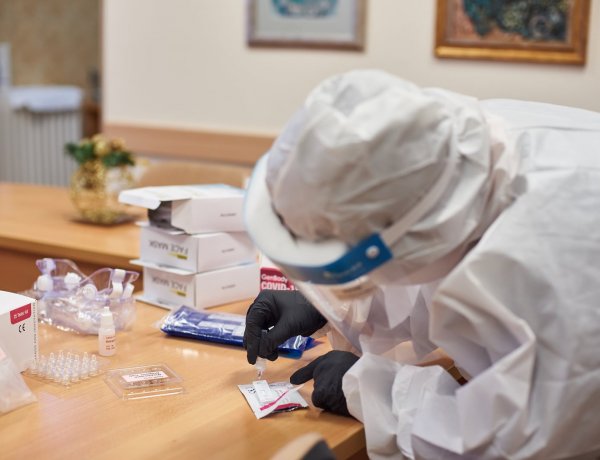 Tömeges tesztelés az óvodában – Sok szakember élt a lehetőséggel Nyíregyházán