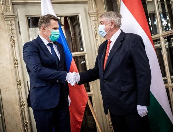 Magyarország és Oroszország tovább erősíti az együttműködést az egészségügy fejlesztésében