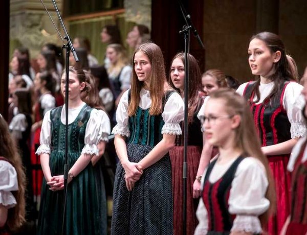 Nyíregyházi Cantemus Kórus: A Bakelittől napjainkig               