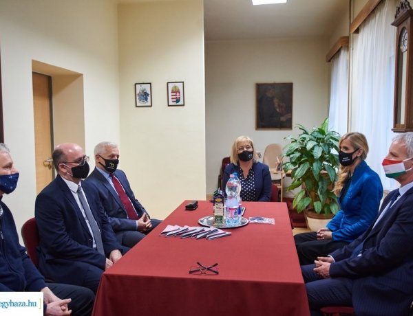 Támogatás – 500 millió forintnyi állami támogatást kapott a Jókai Mór Református Iskola